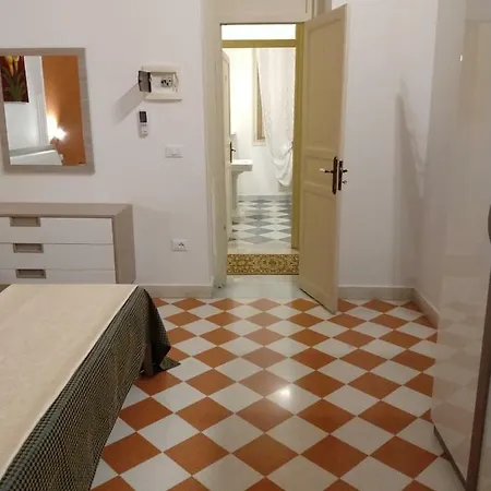 Dimora Principe Scordia Couette-café Palerme